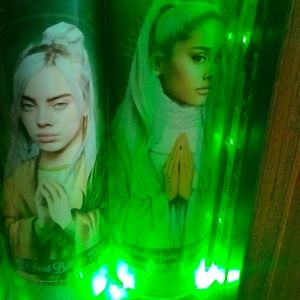 Ariana Grande Hip Hop Candle